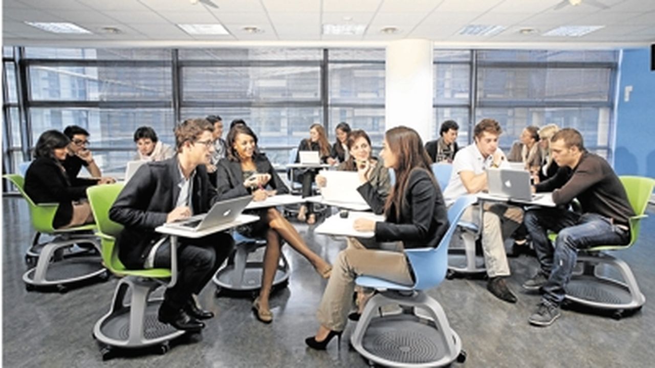 Des Business Schools Testent La Salle De Classe Du Futur Les Echos