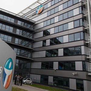 Bouygues Telecom revendique la troisième place sur le marché des entreprises, derrière Orange et SFR, avec une part de marché de 20 % sur le mobile et de 3 % sur le fixe, selon les derniers résultats.