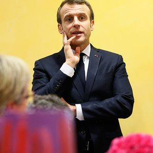 Lors de sa rencontre ce jeudi dans la Drôme avec des élus, Emmanuel Macron ne s'est pas privé de répliquer à Laurent Wauquiez, le président de LR, qui avait fait le déplacement et qui l'a vertement critiqué.