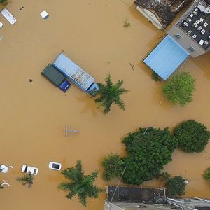 Le réchauffement climatique a des impacts lourds sur l'économie. Ici des inondations dans la province de Guangzhou en Chine en 2017.