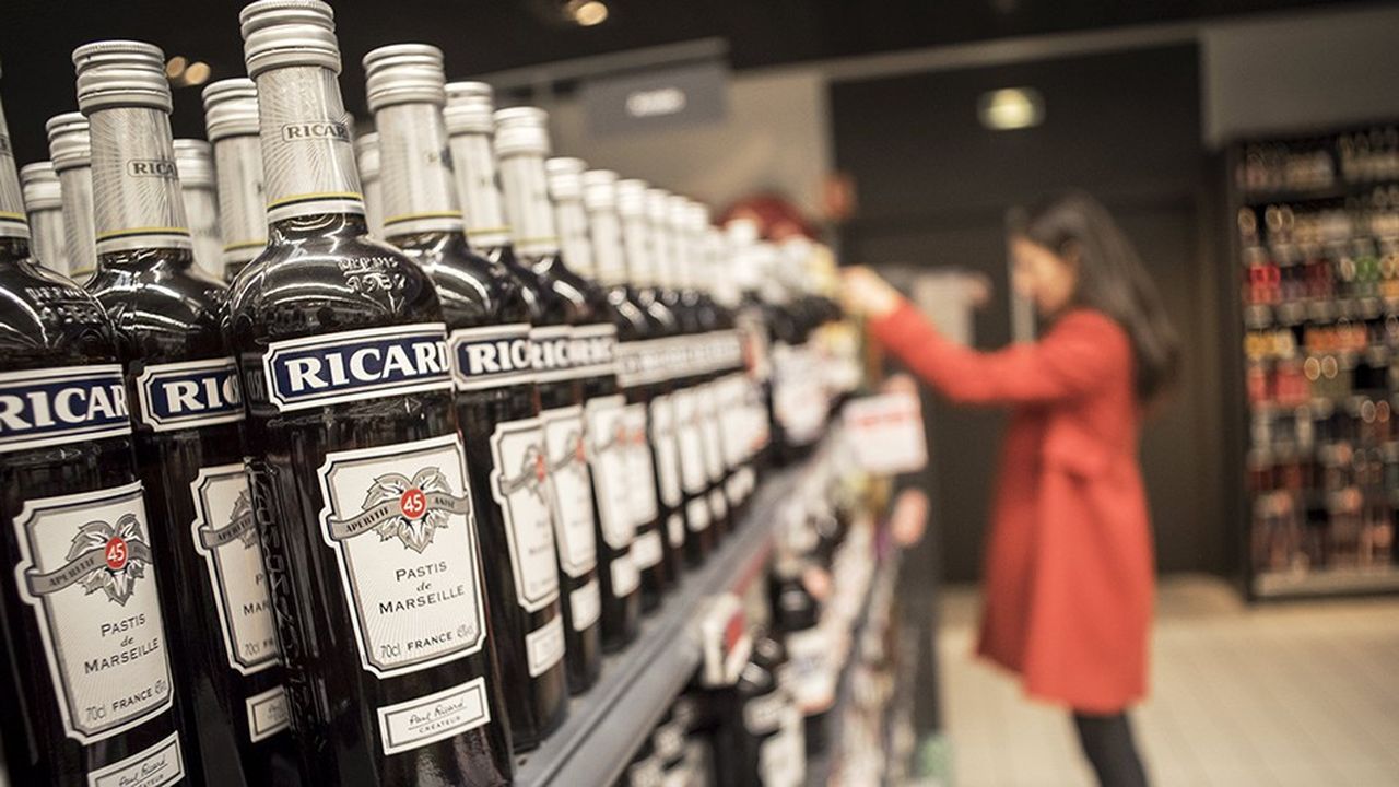 Les alcools du groupe Pernod-Ricard commencent à être retirés des magasins Leclerc