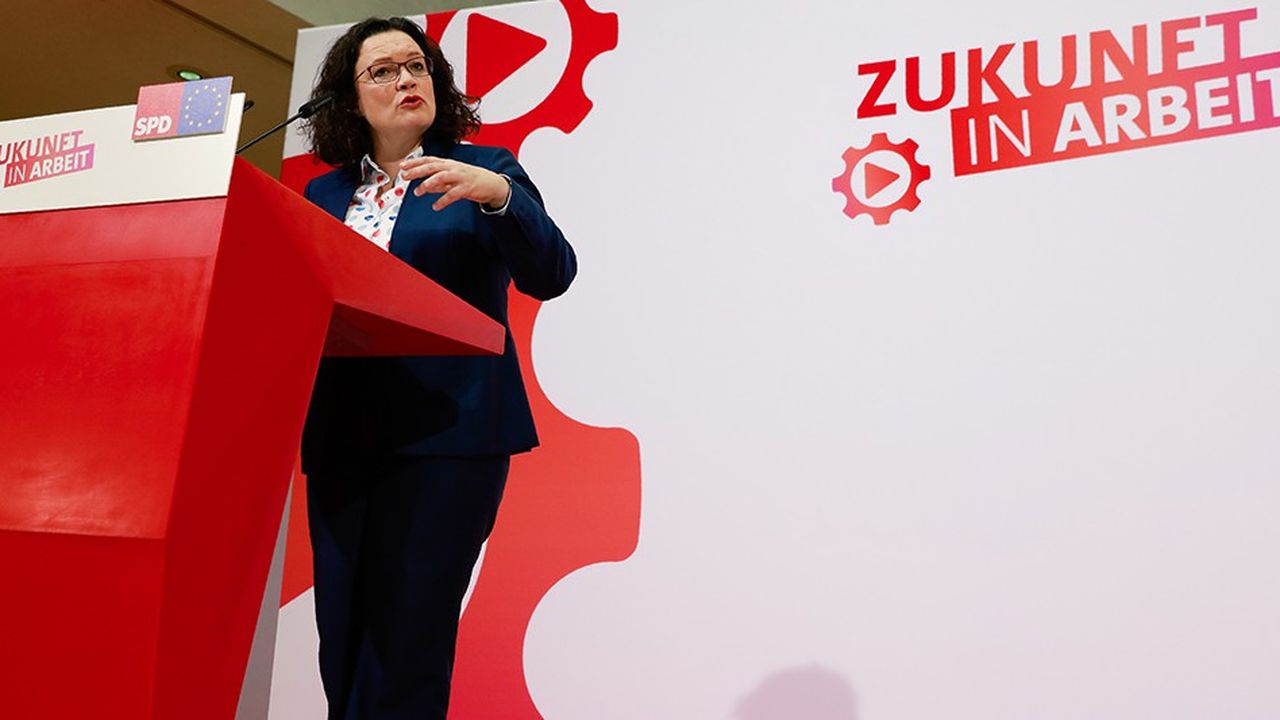 La présidente du SPD, Andrea Nahles, a annoncé dimanche un virage à gauche du parti avec l'adoption d'un « nouveau concept d'Etat providence 2025 ».