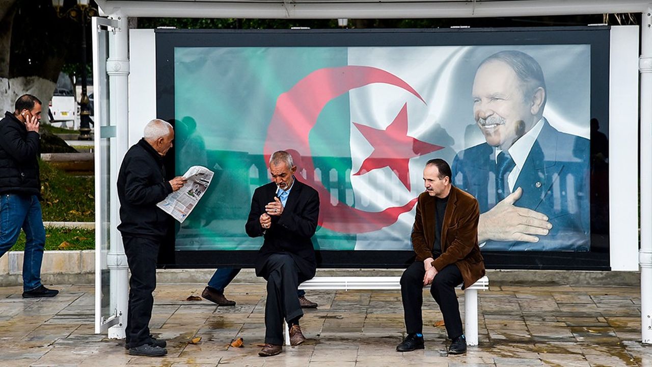 L'annonce de la candidature du président Bouteflika à un cinquième mandat présidentiel a provoqué un grand désarroi dans la population algérienne dont la presse s'est fait l'écho.