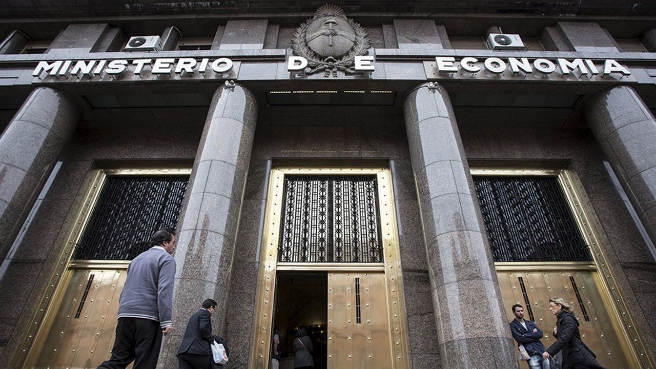 Malgré plusieurs défauts et une très longue restructuration, la dette argentine attire toujours les investisseurs.