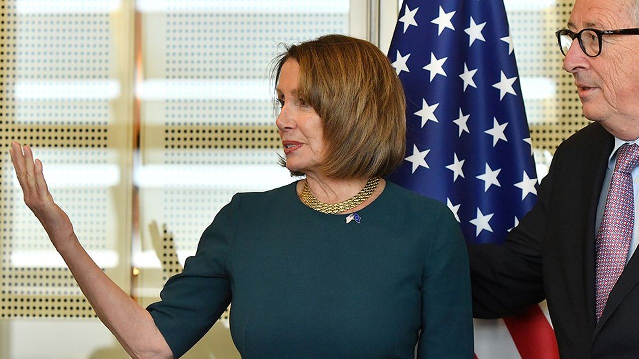 Nancy Pelosi, la Démocrate qui préside la Chambre des représentants aux Etats-Unis, a été reçue lundi par le président de la Commission européenne, Jean-Claude Juncker.