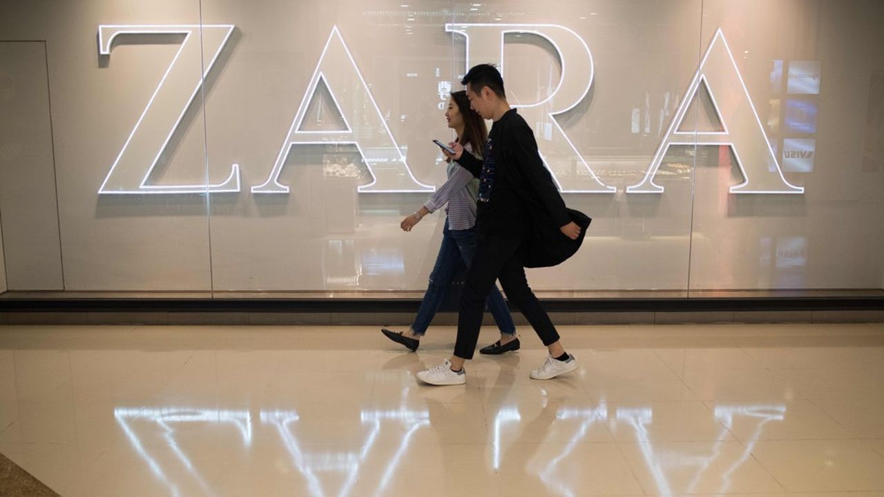 Les taches de rousseur de la mannequin Jing Wen, clairement apparentes dans la campagne publicitaire de Zara, créent la polémique
