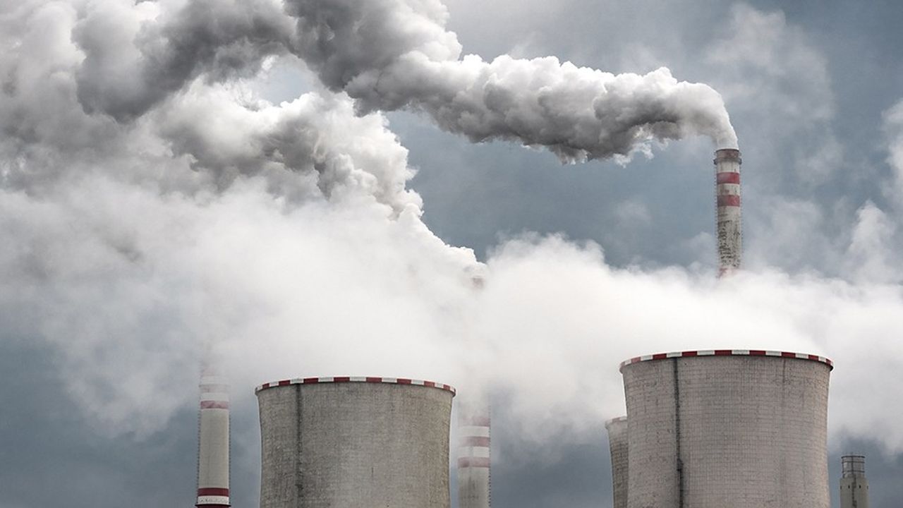 La France s'est engagée dans le cadre de l'accord de Paris de 2015 à une neutralité carbone à horizon 2050, c'est-à-dire à éliminer les émissions de gaz à effet de serre liées aux activités humaines.