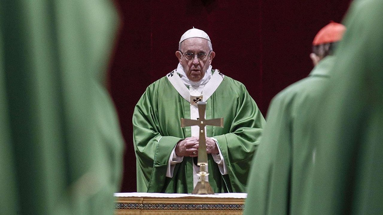 Le Pape François a célébré une messe au Vatican, dimanche, pour conclure le premier sommet consacré à la lutte contre les abus sexuels commis ou couverts par des membres du clergé.