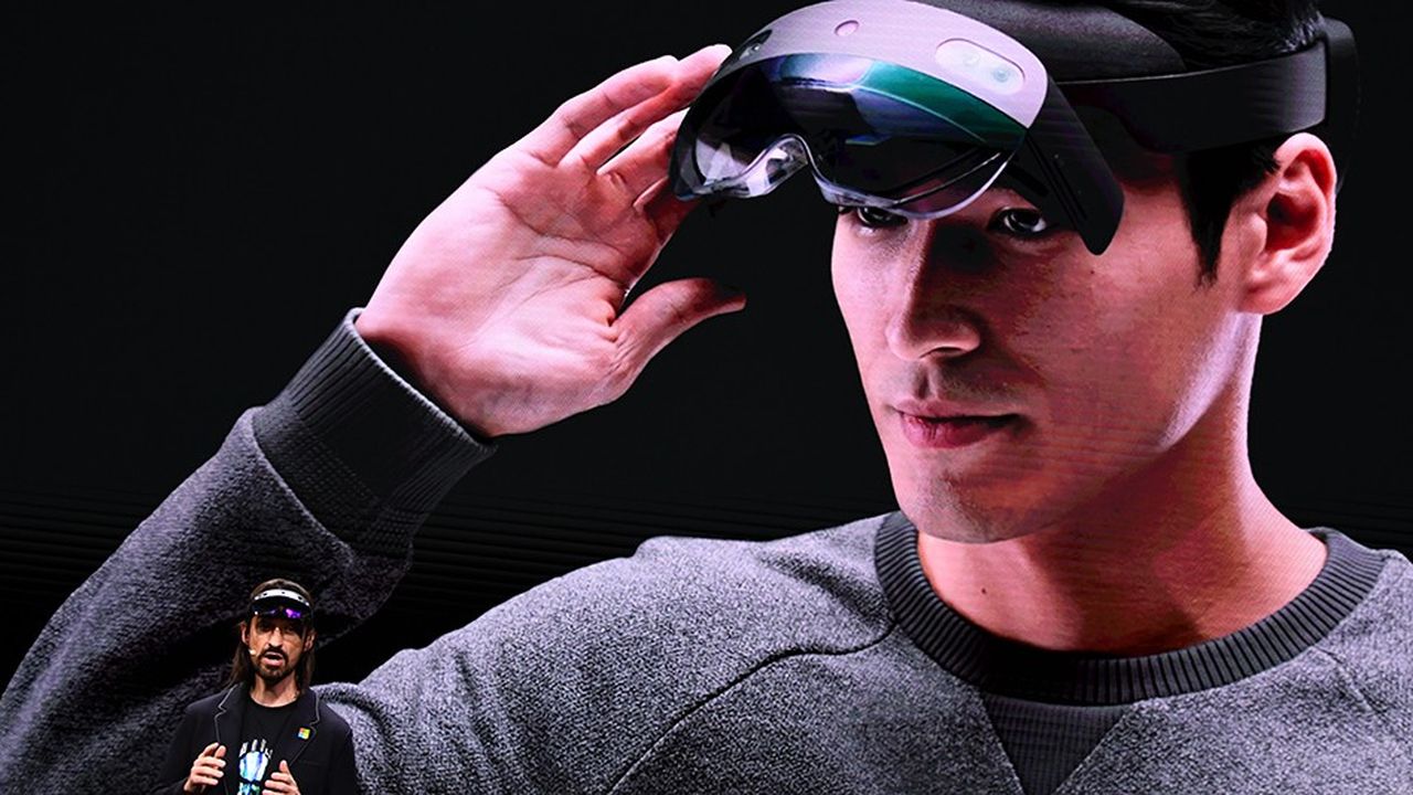 Alex Kipman, chargé du projet HoloLens chez Microsoft, présente la deuxième version du casque de réalité augmentée à Barcelone.