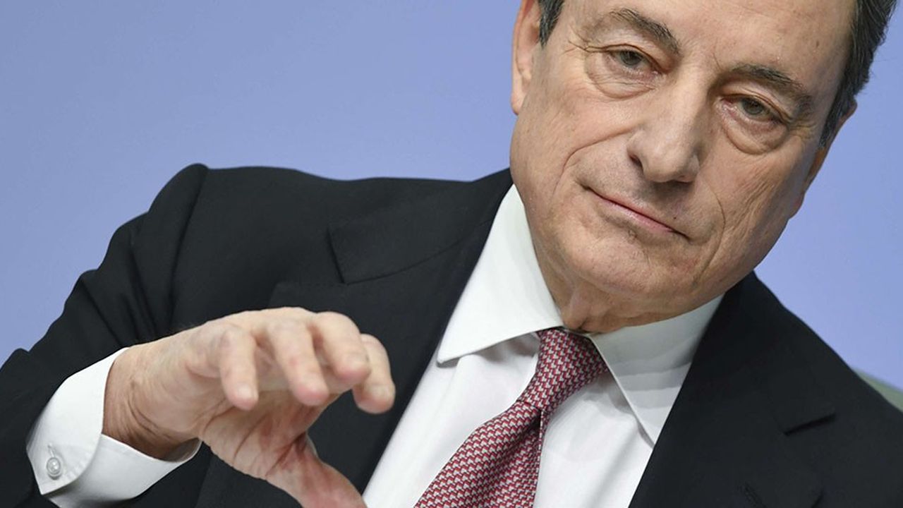 Face au ralentissement économique persistant en zone euro, la Banque centrale européenne (BCE) a été contrainte, jeudi, de repousser un éventuel premier relèvement des taux d'intérêt.