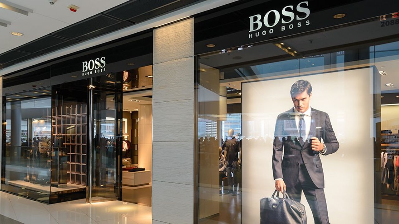 Les ventes des magasins de la marque Boss ont progressé de 6 % en 2018 alors que celles de la marque Hugo, plus jeune et moins chère, ont reculé de 4 %.