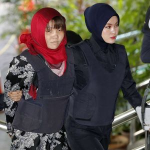 Le tribunal malaisien, qui avait été saisi par ses avocats après la libération de sa coaccusée lundi, a rejeté dans la matinée la demande de libération de la jeune femme
