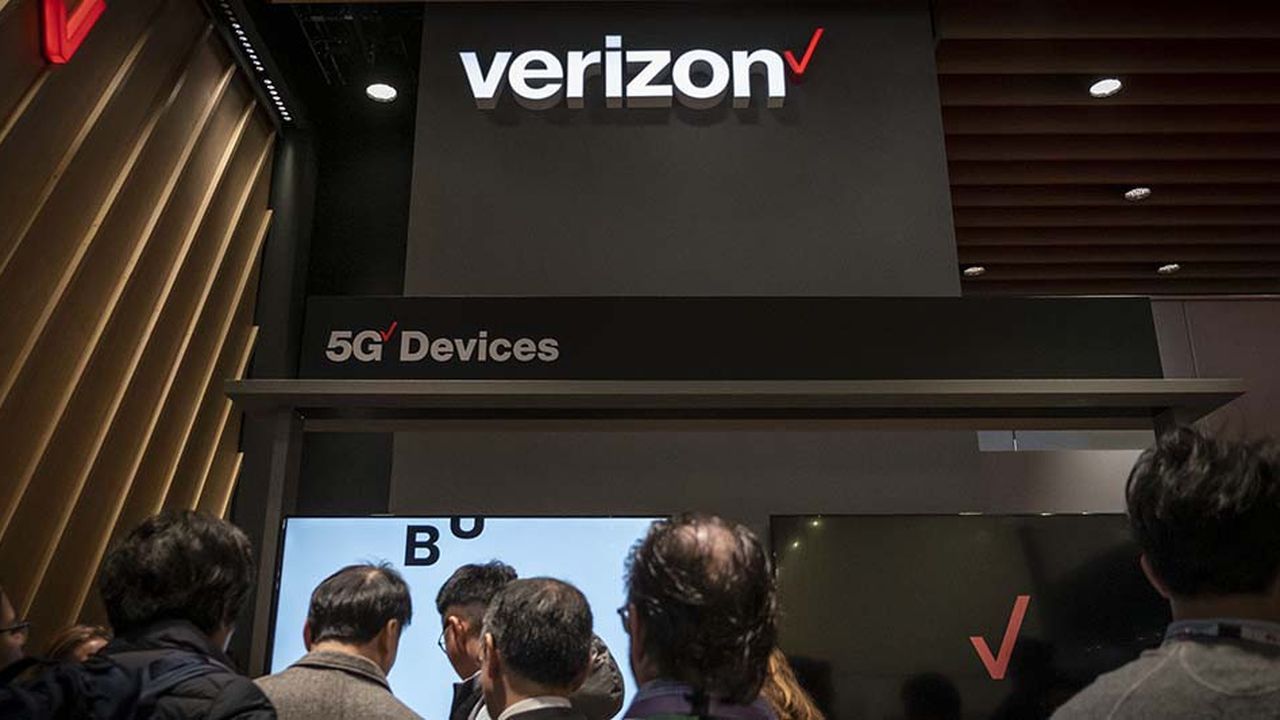 Verizon s'était déjà vanté d'avoir lancé le premier réseau commercial domestique (en intérieur) au monde en octobre 2018 dans quatre villes américaines.