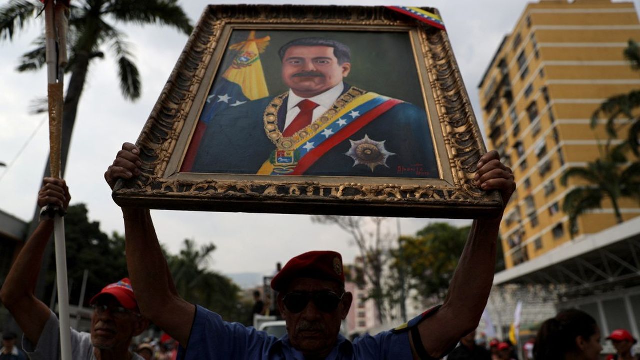 Le président vénézuélien Nicolás Maduro affirme que les coupures de courant dans le pays sont dues à des « attaques terroristes » dans le cadre d'une « guerre électrique »