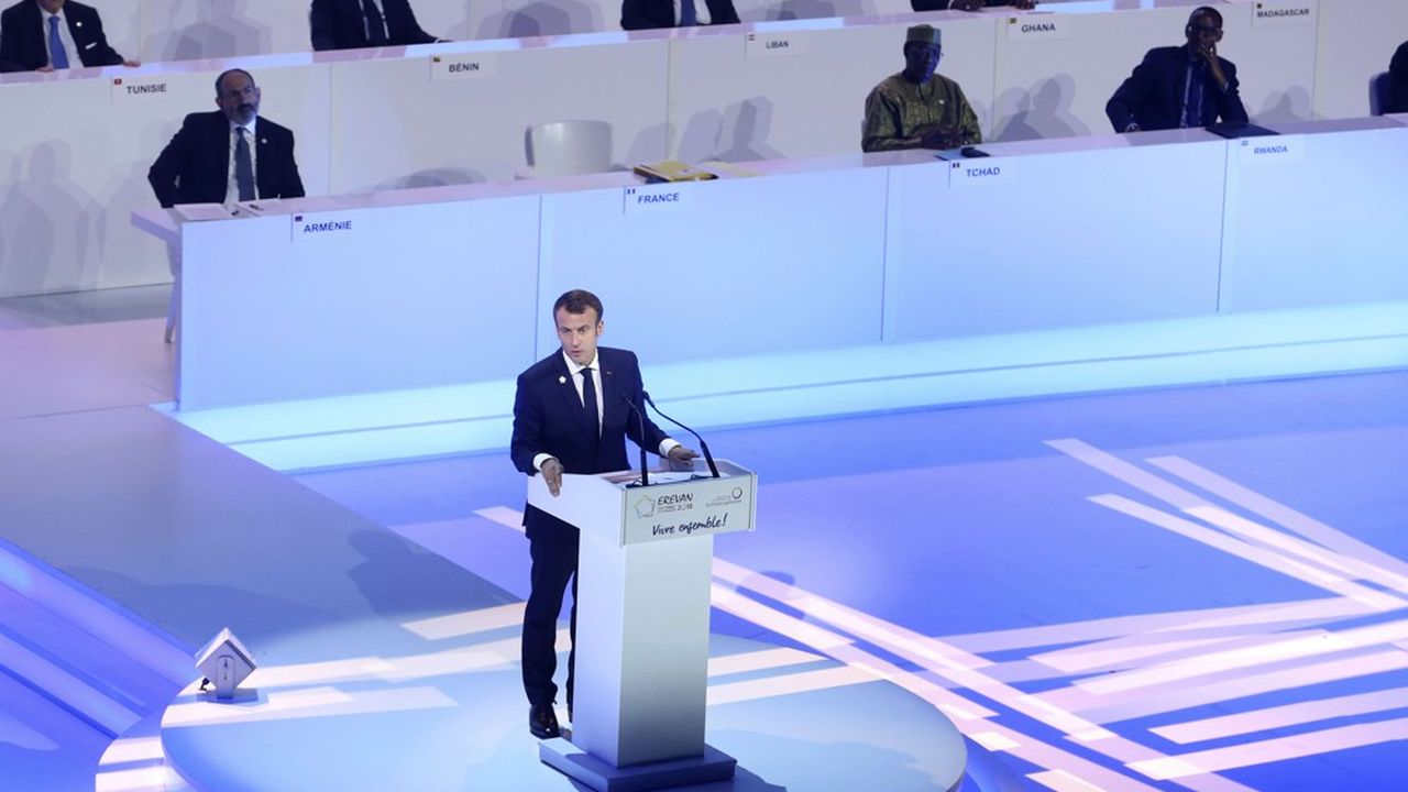 A Erevan lors du Sommet de la francophonie, le 11 octobre 2018, le président Emmanuel Macron a exprimé le souhait que la langue française reconquière la jeunesse.
