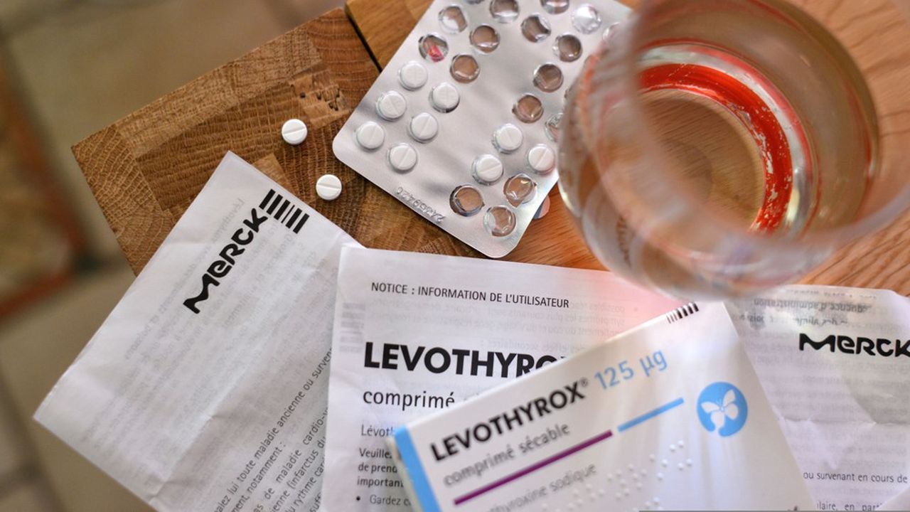LEVOTHYROXD'après l'analyse des chercheurs, si la moyenne de « bioéquivalence » entre les deux formules du Levothyrox est bien identique, elle masque de fortes disparités entre les patients.