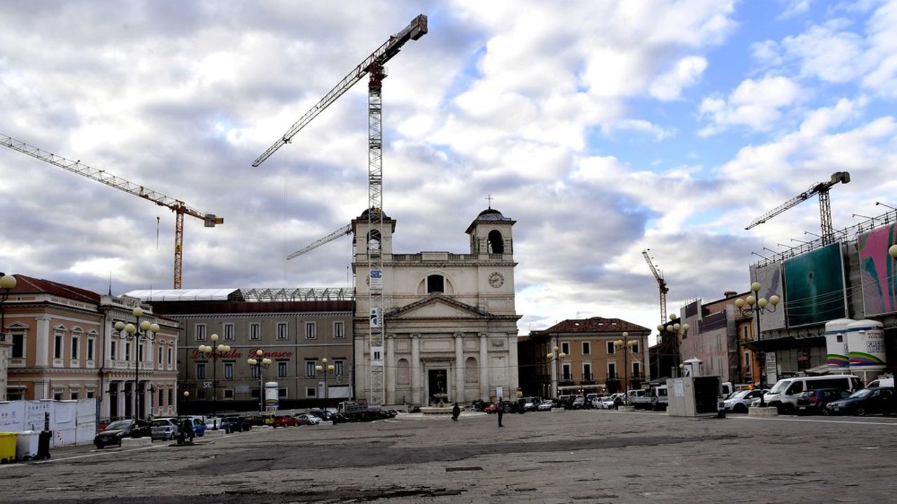 Dix après le séisme, la ville de L'Aquila renaît doucement