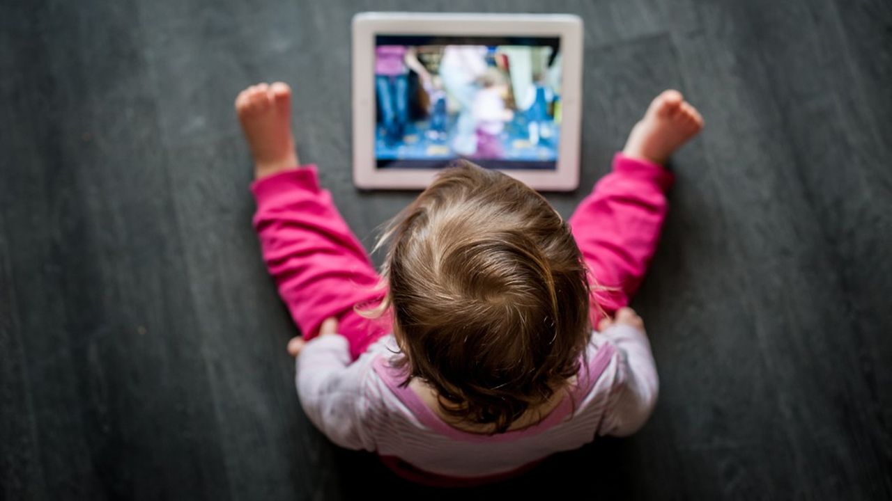 On ignore aujourd'hui si les écrans peuvent engendrer chez les enfants et adolescents une « addiction comportementale », soulignent les trois académies