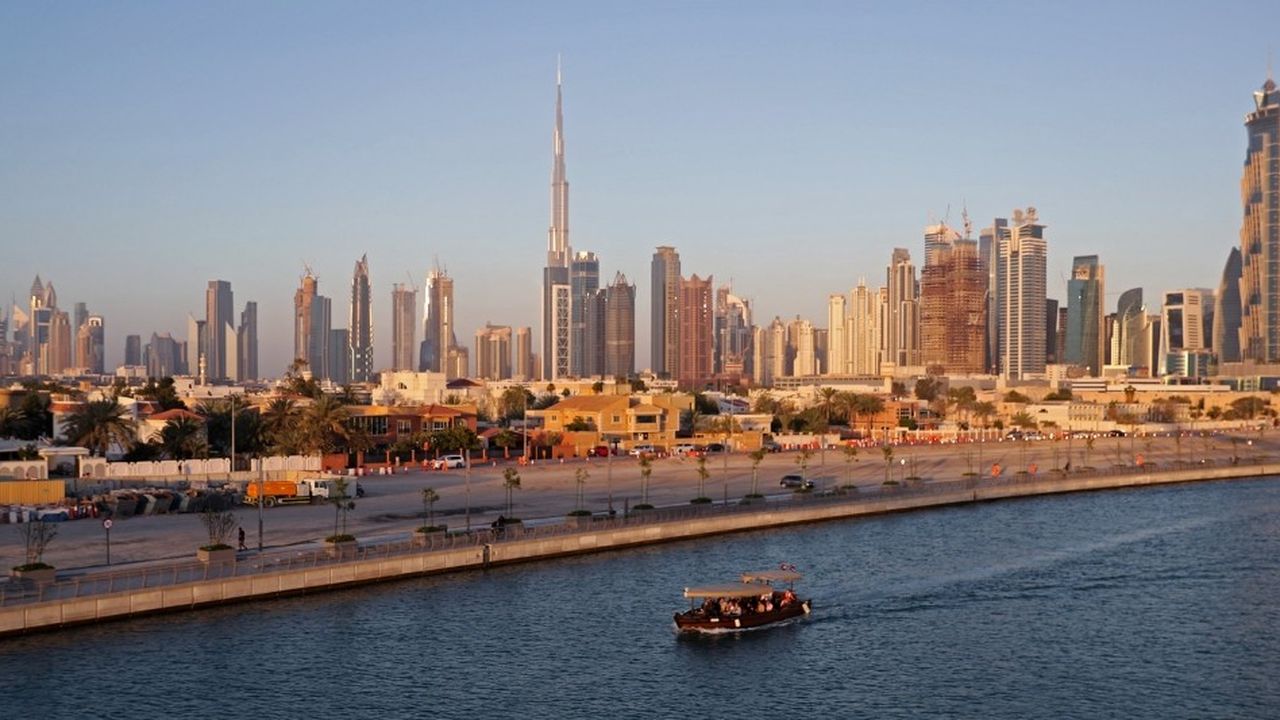 En 2017, le PIB par habitant était de 40.700 dollars aux Emirats arabes unis, selon la Banque mondiale