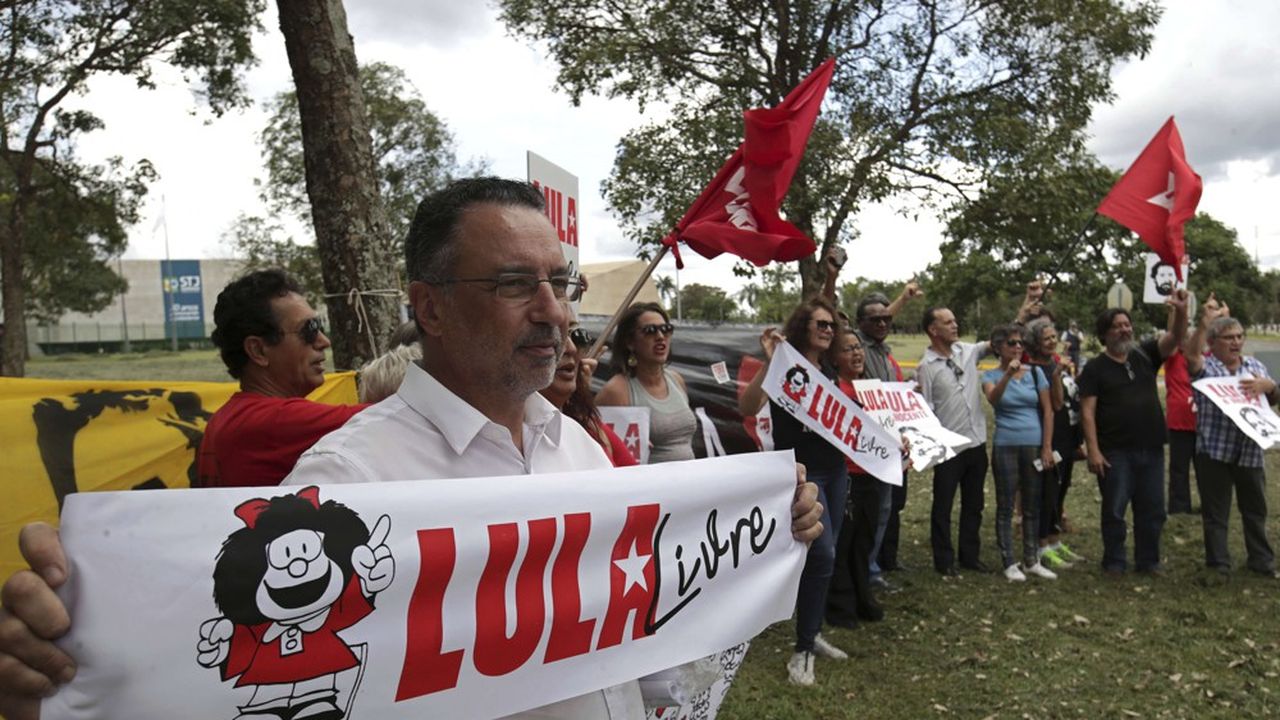 Ses avocats, tout comme le Parti des travailleurs qu'il dirigea, demandent désormais l'acquittement de l'ex-président Lula