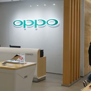 Né en 2004 en Chine, Oppo est le cinquième fabricant mondial de smartphones. Le groupe a écoulé en 2018 plus de 116 millions d'unités, selon Strategy Analytics.