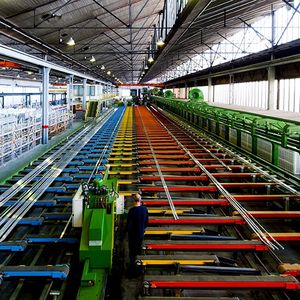 L'objectif d'Installux sur son site industriel, près de Barcelone, est de plus que doubler sa production de profilés à partir de 2019.
