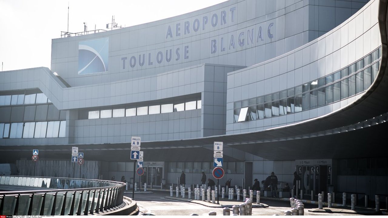 Dans un arrêt rendu le 16 avril, la Cour administrative d'appel de Paris a annulé la procédure qui autorisait la cession des 49,99% détenus par l'Etat au sein de la société exploitant la plateforme aéroportuaire.