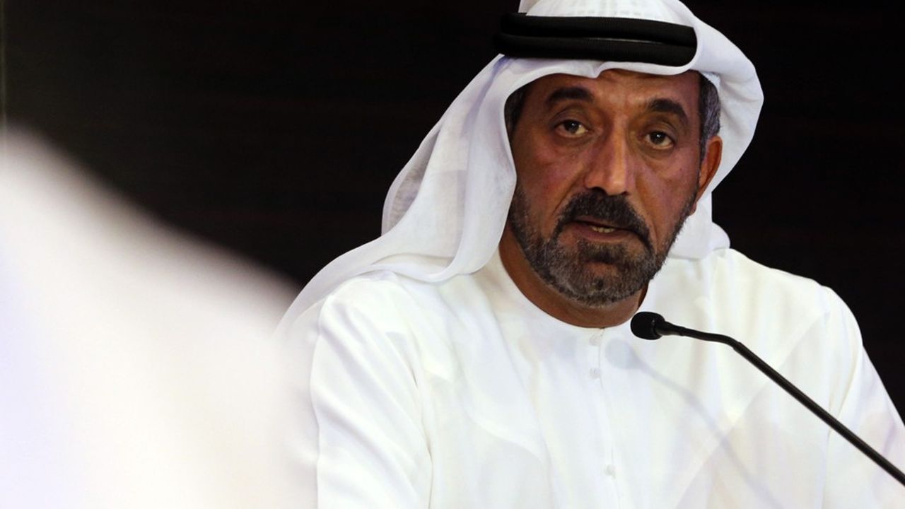 Cheikh Ahmed ben Saeed al-Maktoum a annoncé qu'Emirates avait enregistré l'an passé la croissance sa plus faible depuis au moins 15 ans dans le transport de passagers.