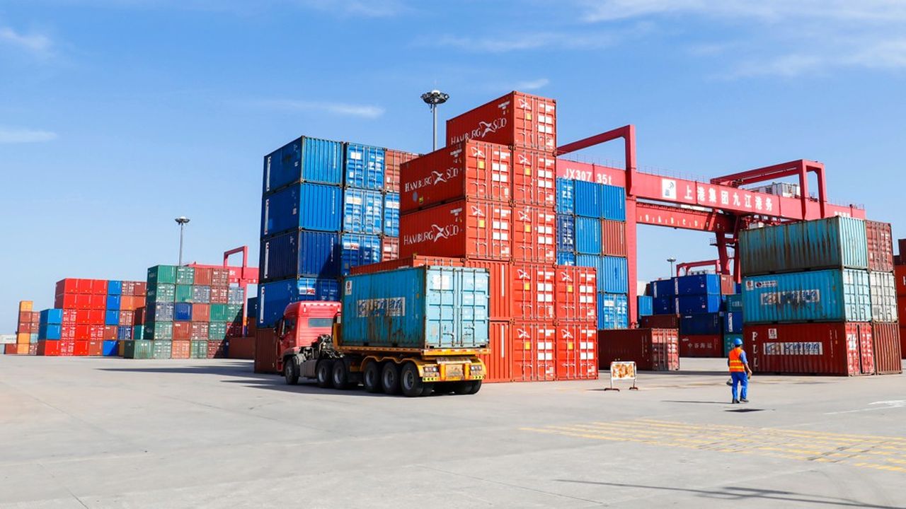 Le gouvernement chinois a annoncé, lundi, qu'il allait augmenter ses droits de douane sur des produits américains représentant 60 milliards de dollars d'importations annuelles.