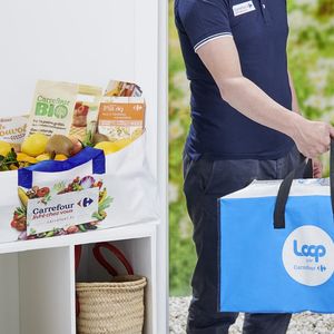 Loop a lancé ce mercredi, en test à Paris, un site d'e-commerce de produits de marques en partenariat avec Carrefour et des industriels (Coca-Cola, Procter & Gamble, Milka ou encore Lesieur par exemple).