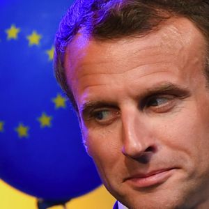 Après avoir déclaré la semaine dernière vouloir faire « tout son possible pour que le RN n'arrive pas en tête » des élections européennes, Emmanuel Macron personnalise de plus en plus la campagne