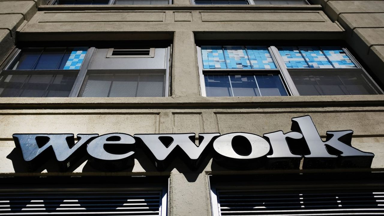 Habituée à conclure des baux longue durée pour sous-louer à court terme et de manière flexible, WeWork veut désormais acquérir ses propres locaux.
