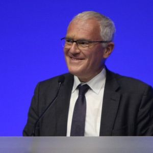 Jean-Bernard Lévy a obtenu un vote favorable des actionnaires (à 97,94 %) pour entamer un second mandat de quatre ans à la tête d'EDF lors de l'assemblée générale, jeudi.