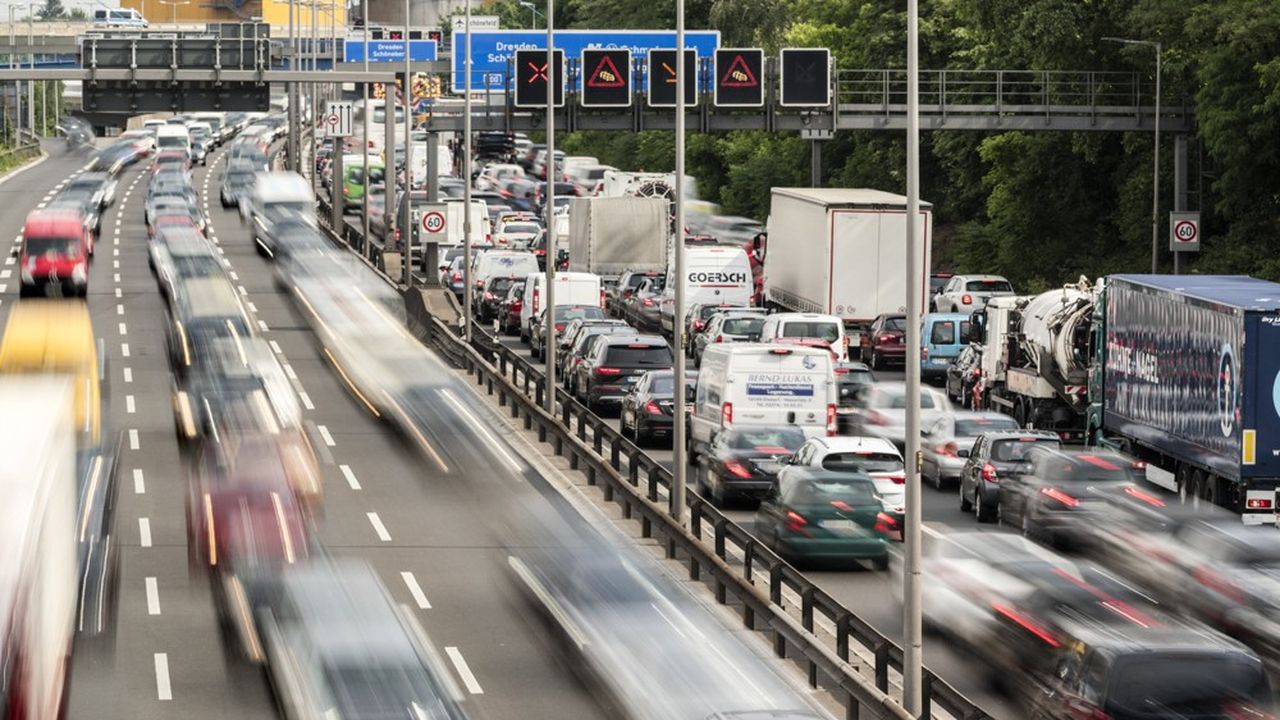 Le Parlement européen a largement poussé à durcir les seuils d'émissions polluantes des véhicules mis en circulation en Europe.