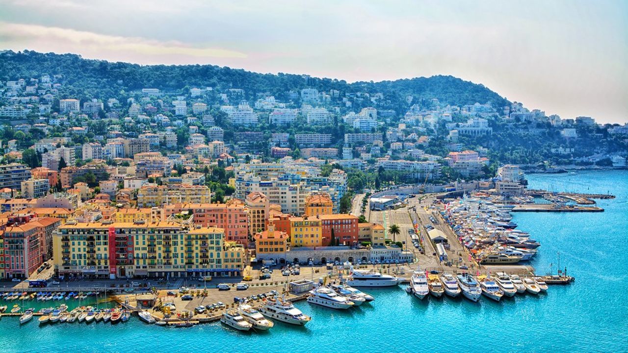 La ville de Nice figure parmi les plus fortes baisses de taxes foncières, une décision motivée par la montée en puissance de l'échelon métropolitain.