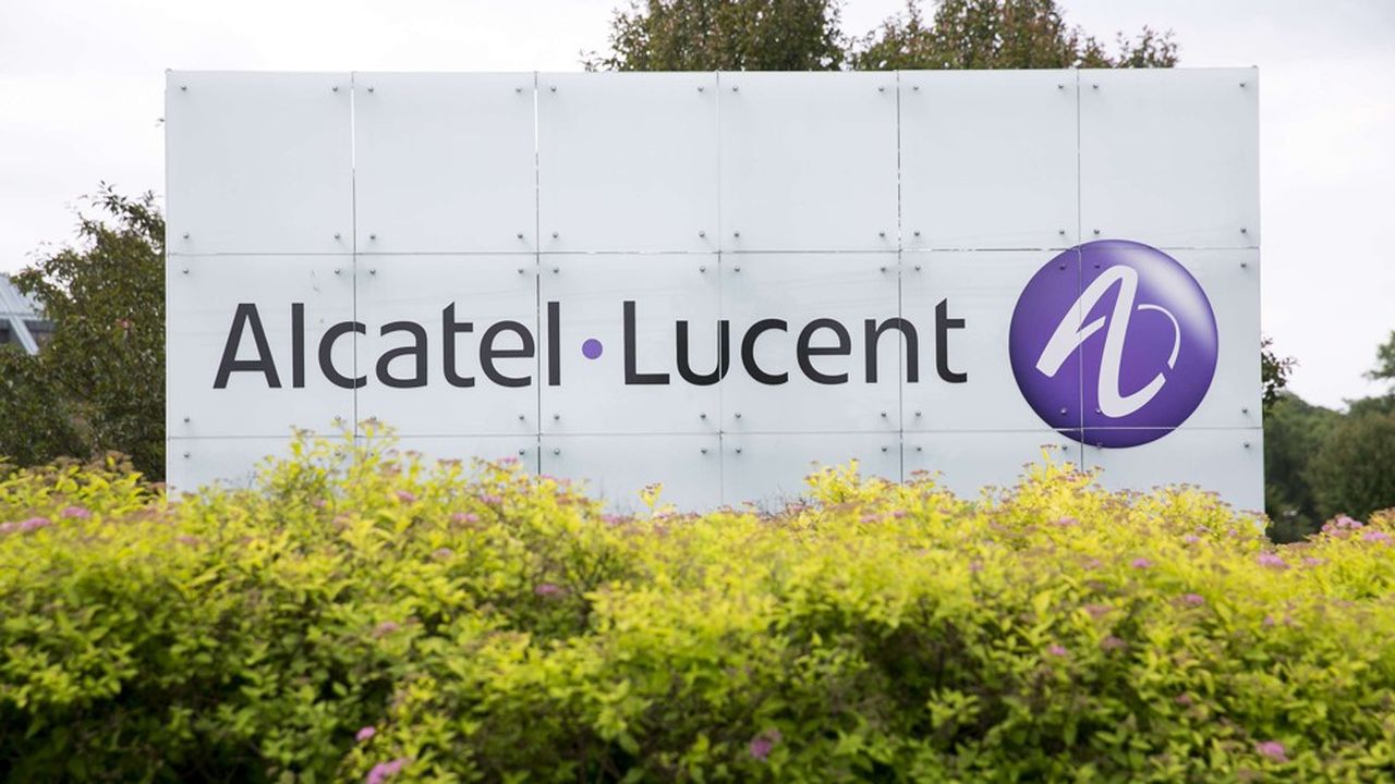 Lors de l'acquisition de l'américain Lucent par le français Alcatel, le CFIUS, l'organe de contrôle des acquisitions étrangères aux Etats-Unis, s'est attribué un droit de contrôle permanent post-acquisition.