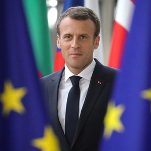 Dans un entretien à la pression régionale à paraître ce mardi, Emmanuel Macron appelle les Français à voter ce dimanche pour les élections européennes, mettant en garde contre l'abstention qui favorise selon lui ceux qui veulent « détruire l'Europe ».