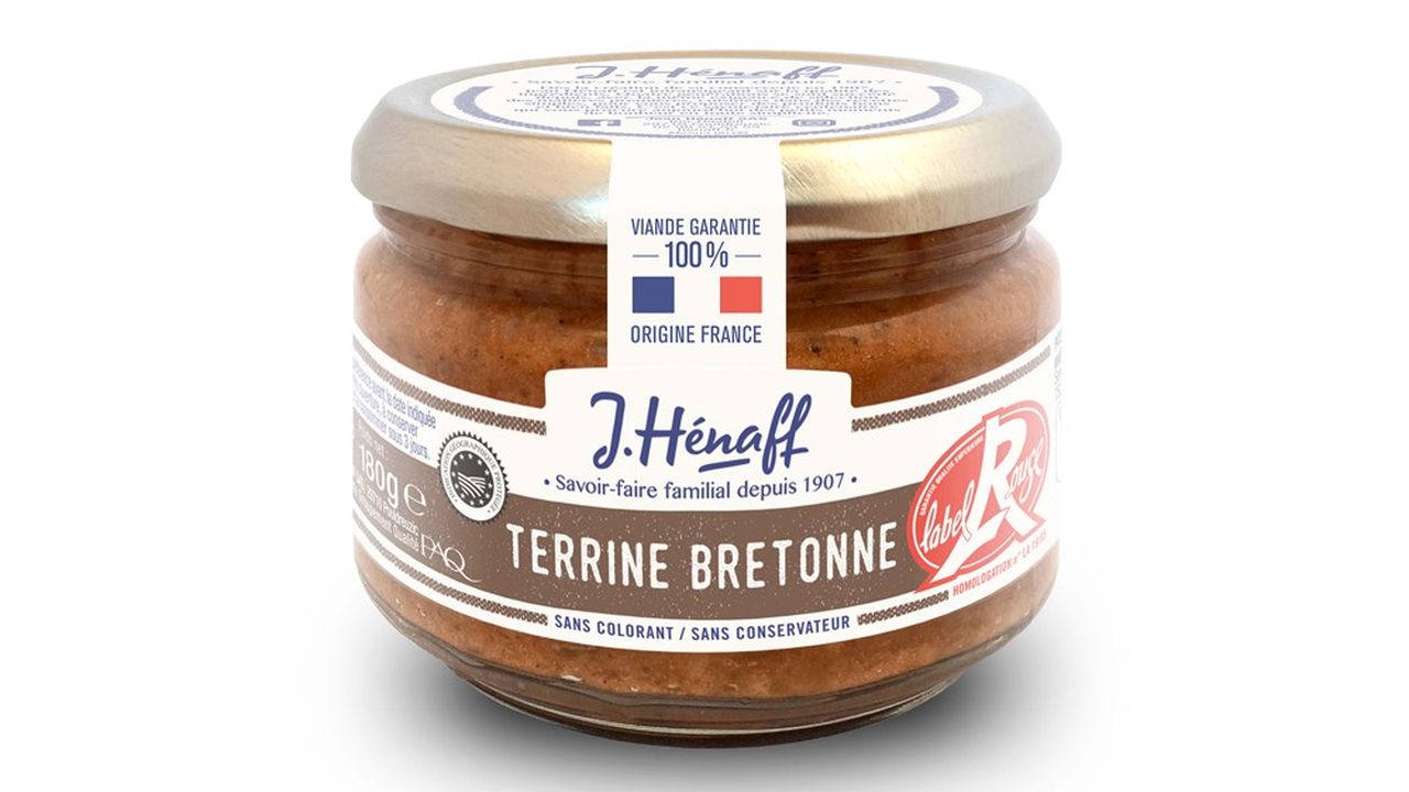 Henaff crée une première gamme bio produite à partir de porcs élevés en Bretagne auprès de 60 producteurs.