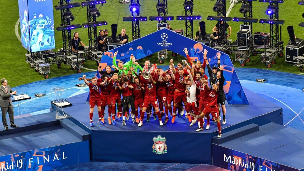 La finale de la Ligue des champions a opposé Liverpool à Tottenham. Le match était précédé et suivi de plateaux spéciaux. Victoire de Liverpool 2/0.