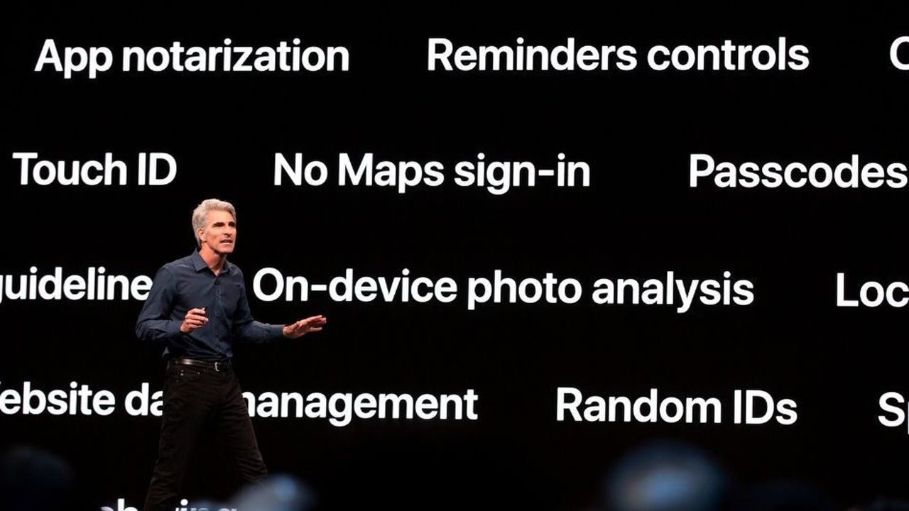 Craig Federighi, le vice-président chargé de l'ingénierie logicielle, a détaillé lundi soir les nouvelles annonces d'Apple en matière de vie privée.