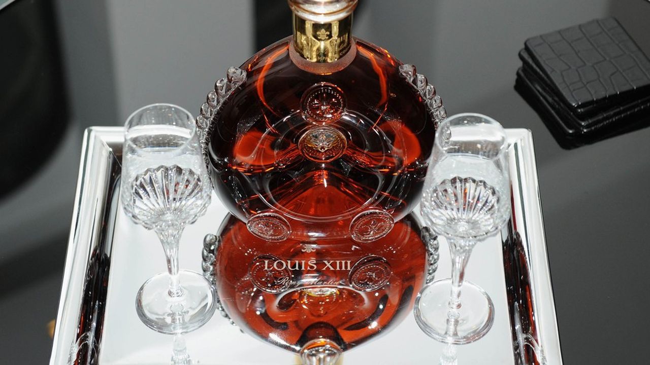 Les consommateurs chinois et américains ont très bien répondu à la hausse des prix, à l'offre accrue de cognac XO et de bouteilles Louis XIII, la marque la plus chère de Rémy Cointreau