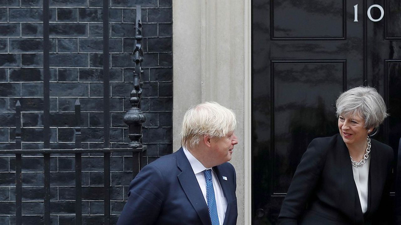 L'ex-ministre des Affaires étrangères Boris Johnson, qui avait démissionné en juillet dernier pour protester contre la vision trop « soft » du Brexit de Theresa May, apparaît aux yeux de beaucoup de conservateurs comme un recours.