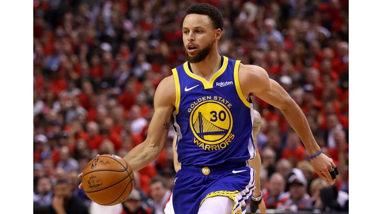 9. Stephen Curry (79,8 millions)