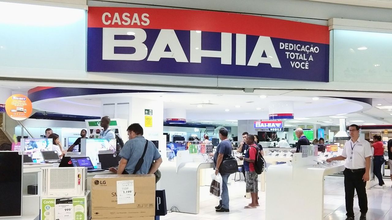 Via Varejo est un peu le Darty brésilien avec notamment l'enseigne Casas Bahia.