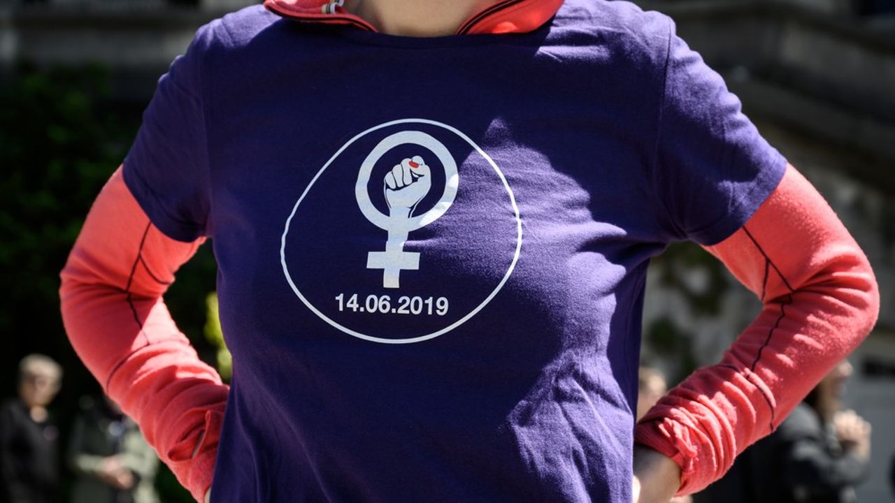 'Salaire, temps, respect !' est le slogan de la grève générale des femmes, ce vendredi en Suisse. Il fait écho  à un mouvement de grève similaire qui remonte au 14 juin 1991, il y a vingt-huit ans jour pour jour.