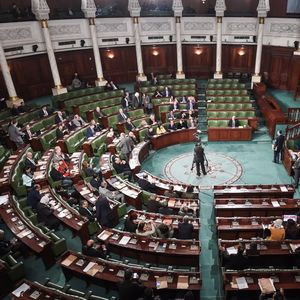 Les parlementaires tunisiens ont voté ce mardi une série d'amendements à la loi électorale du pays, excluant de fait plusieurs candidats de la présidentielle de novembre 2019.