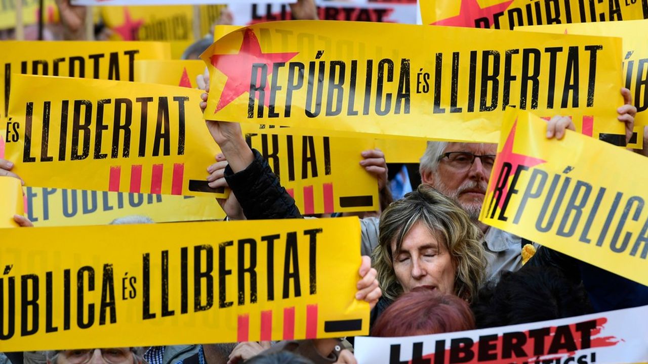 La très puissante association indépendantiste catalane ANC, appelle à la « consommation stratégique » et lance un moteur de recherche pour identifier, par nom ou par secteur d'activité, l'adhésion des entreprises à la cause séparatiste.