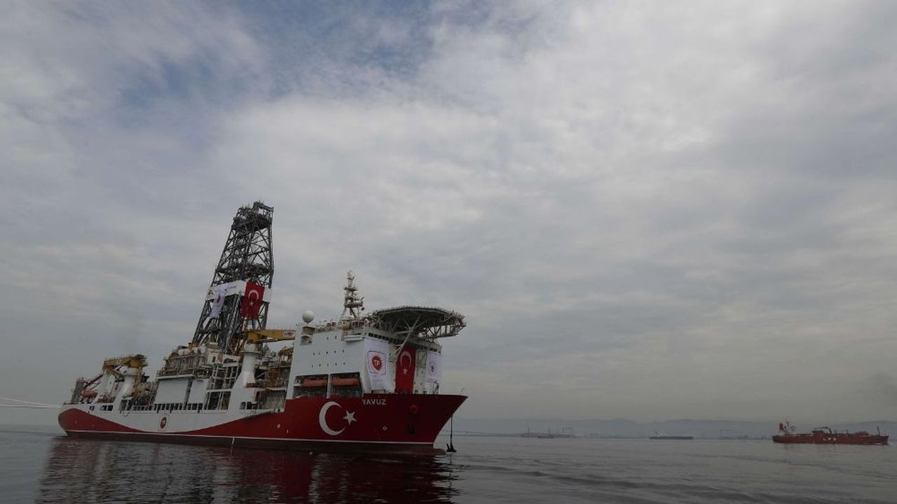 Malgré les avertissements de l'UE, Ankara a envoyé le 20 juin un second navire de forage, le « Yavuz », vers les gisements de gaz situés au large de Chypre