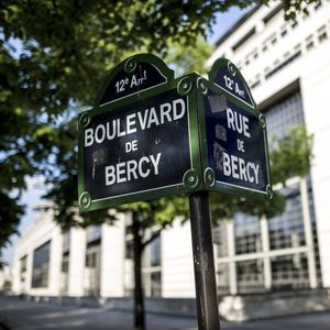 Bercy devrait pouvoir compter sur une baisse de la charge de la dette alors qu'il cherche des économies pour boucler son budget 2020.