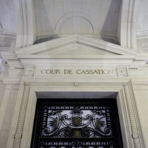La Cour de cassation a rendu le 19 juin un arrêt qui invalide la position de l'administration concernant la holding animatrice.